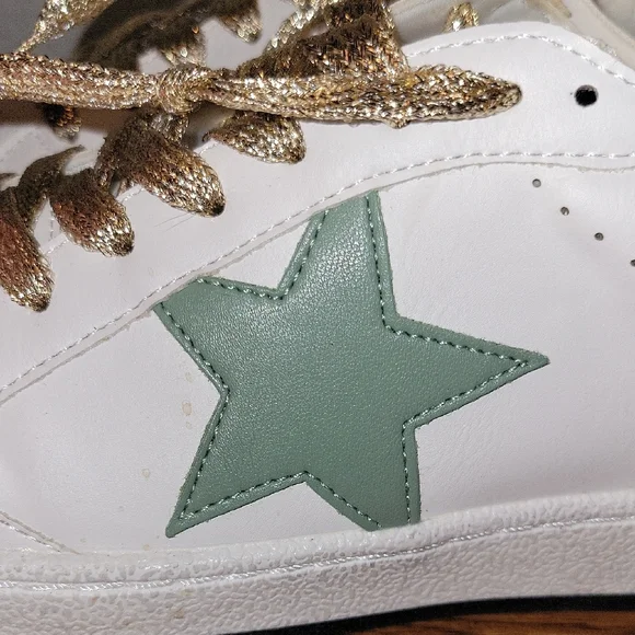 ShuShop White and Green Sneakers with Star Logo - Picture 4 of 7